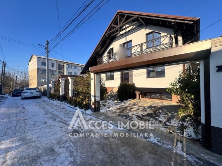 Casă în 3 niveluri! Strășeni, str. Mihail Sadoveanu , 189m2 + 2 ari!: 0