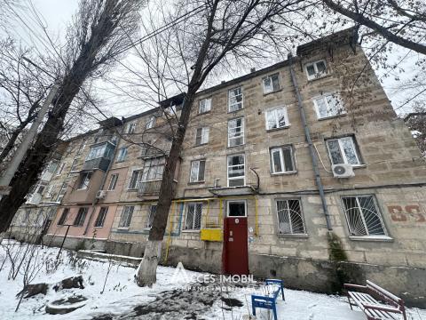 Botanica, str. Pandurilor, 2 camere + living. Euroreparație! De mijloc!: 8