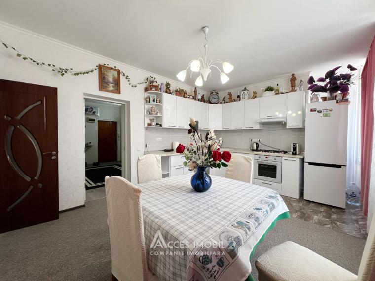 Buiucani, Ion Creanga street, 2 rooms + living. Euro Repair!: 4