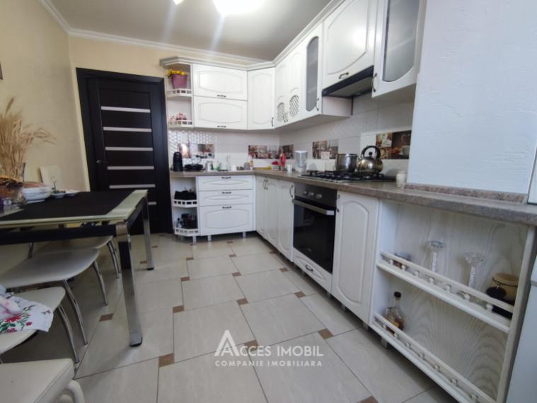 Яловены, ул. Даниил Сихастру, 2 комнаты + гостиная. Евроремонт! Автономное отопление!: 4