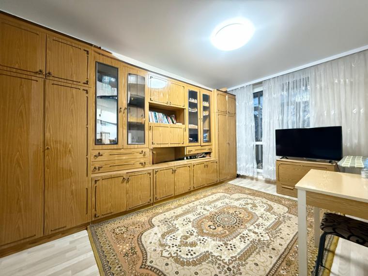 Ialoveni, Daniil Sihastru street, 1 room. Autonomous Heating!: 0