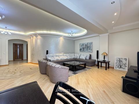 Chirie! Bloc Nou! Centru, str. Sfatul Țării, 2 camere + living! Euroreparație!: 3