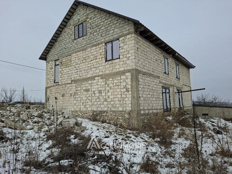 Casă de tip Duplex în 2 niveluri! Vadul lui Vodă, str. Bucovina, 120m2 + 3 ari!: 2