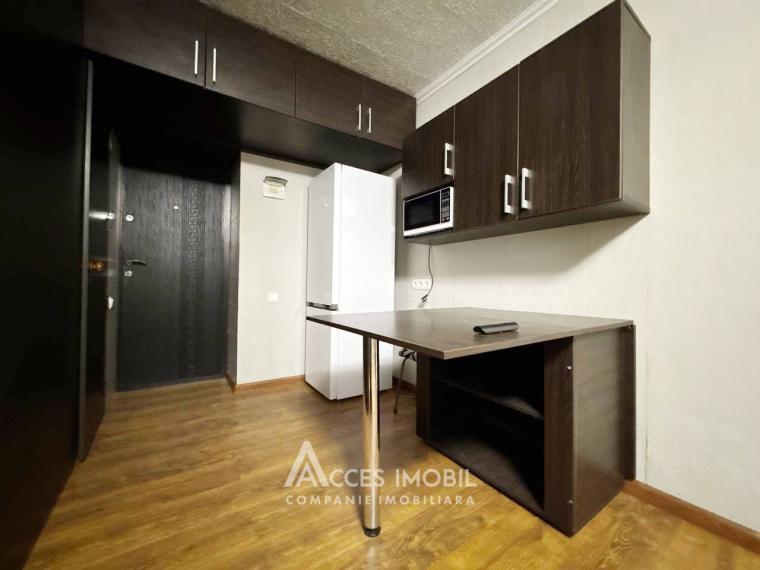 Râșcani, str. Andrei Doga, o cameră. + Debara!: 4