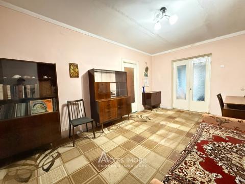 Botanica, str. Aeroport, 3 camere. De mijloc!: 5