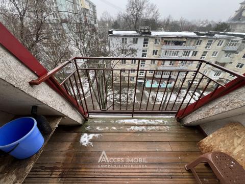 Buiucani, Alba Iulia avenue, 2 rooms + living. Euro repair!: 13