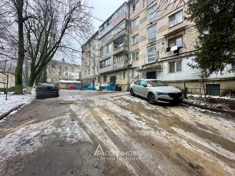 : Telecentru, str. Gh. Asachi