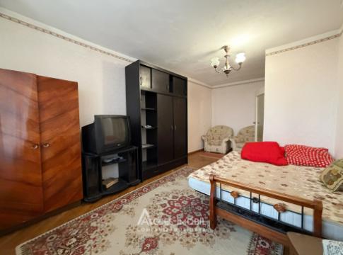 Poșta Veche, str. Socoleni, 1 cameră. De mijloc!: 2