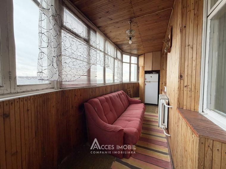 Poșta Veche, str. Socoleni, 1 cameră. De mijloc!: 4