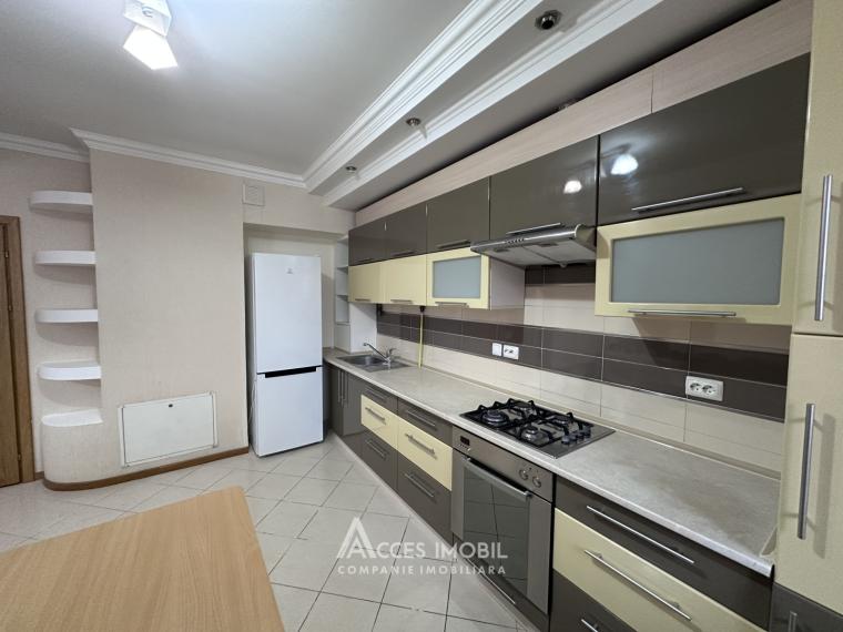 Bloc Nou! Botanica, str. Grenoble, 2 camere + living! Euroreparație!: 4