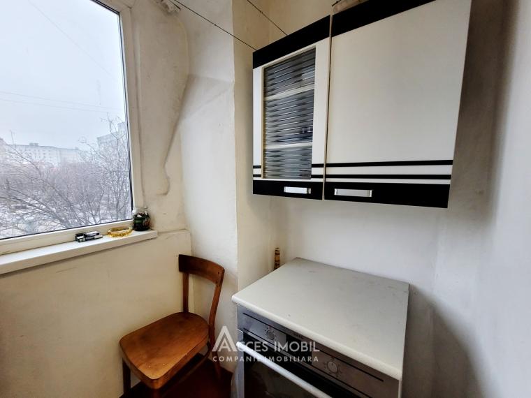 Botanica, bd. Dacia, 1 cameră! De mijloc!: 5