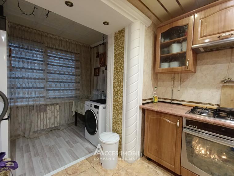 str. Ion Creangă, Buiucani, 3 camere. De mijloc!: 9