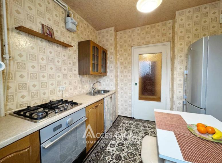 Ciocana, bd. Mircea Cel Bătrân, 2 camere. Localizare de Mijloc!: 5