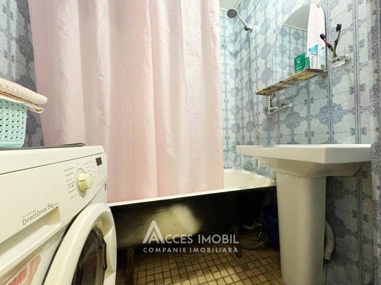 Ciocana, bd. Mircea Cel Bătrân, 2 camere. Localizare de Mijloc!: 9