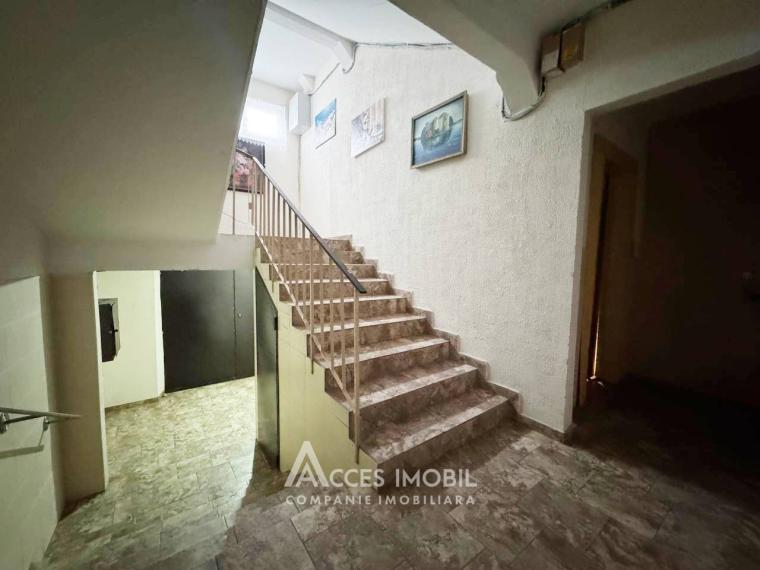 Ciocana, bd. Mircea Cel Bătrân, 2 camere. Localizare de Mijloc!: 12