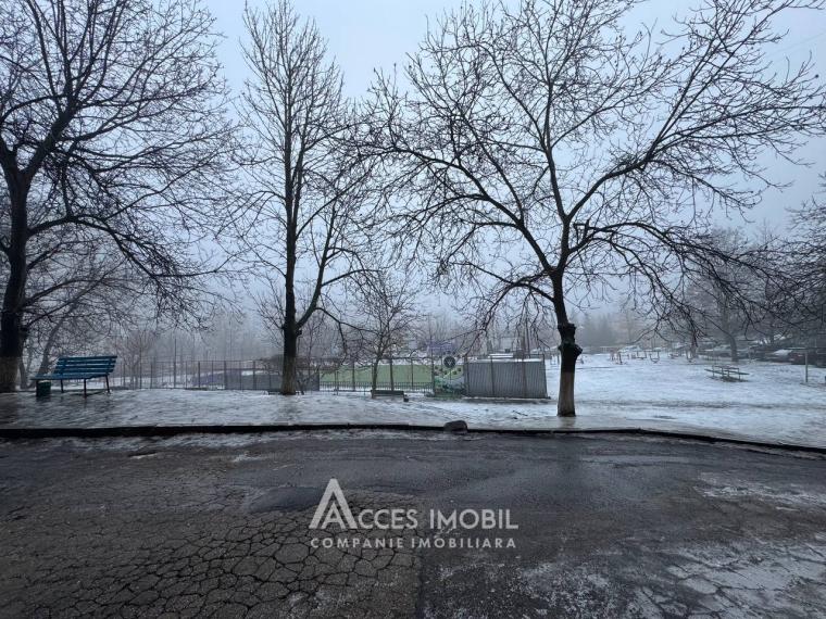 Ciocana, bd. Mircea Cel Bătrân, 2 camere. Localizare de Mijloc!: 15