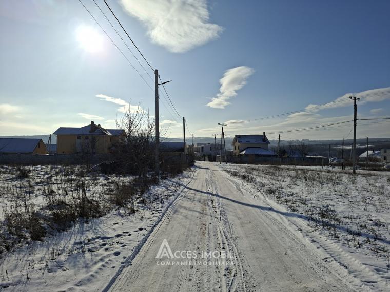 Teren pentru construcții, 16,44 ari! Budești, str. Serghei Lazo!: 0