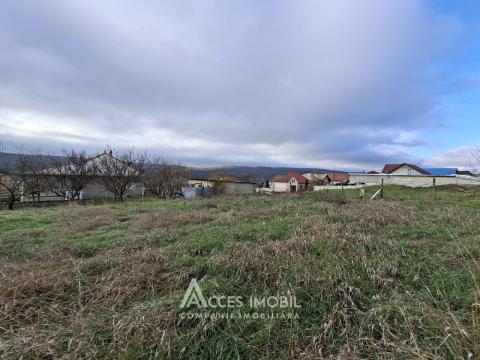 Teren pentru construcții 6 ari. Hulboaca, str. Decebal!: 1