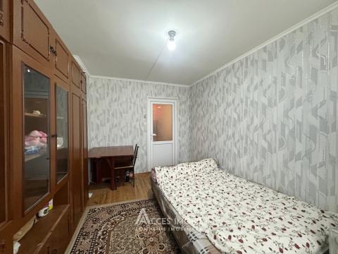 Буюканы, ул. Ливиу Деляну, комната. Середина дома!: 1