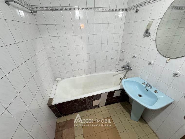 Center, Albisoara street, 3 rooms. 143 Series!: 12