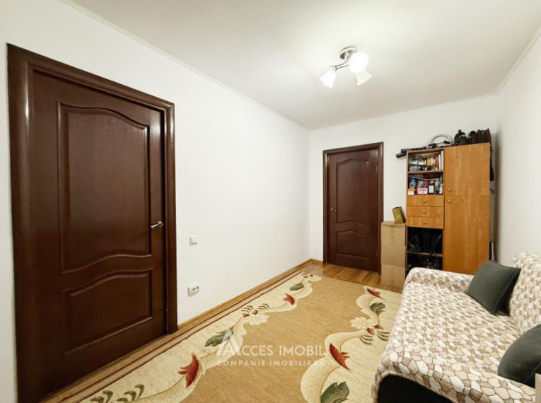 Botanica, str. Sarmizegetusa, 3 camere. De mijloc!: 1