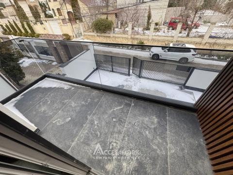 3 floors Duplex! Codru, Anton Ablov street, 250m2 + 3 aries! White version!: 9