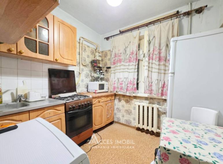 Buiucani, str. Sucevița, 2 camere. Localizare de Mijloc!: 4