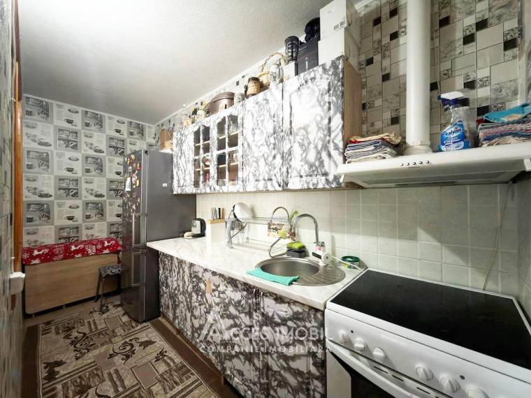 Ciocana, bd. Mircea Cel Bătrân, 2 camere. Euroreparație!: 3