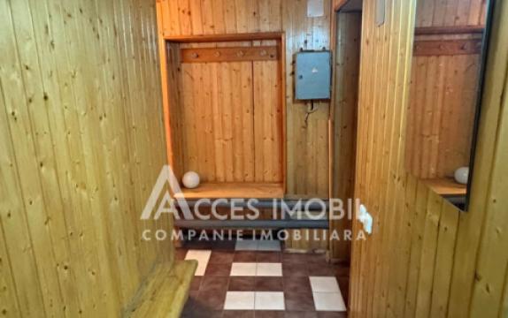 Centru, str. M. Kogălniceanu, 3 camere. De mijloc!: 11