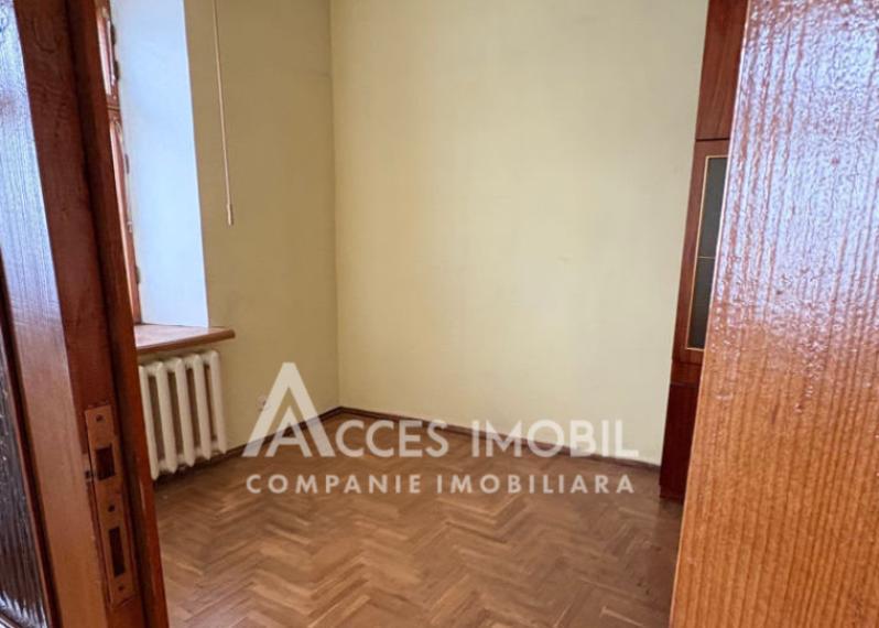 Centru, str. M. Kogălniceanu, 3 camere. De mijloc!: 5