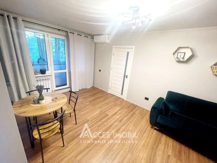 Botanica, str. Hristo Botev, 2 camere + living. Euroreparație!: 0