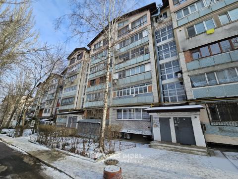 Botanica, bd. Cuza Vodă, 2 camere. De mijloc! Euroreparație!: 14