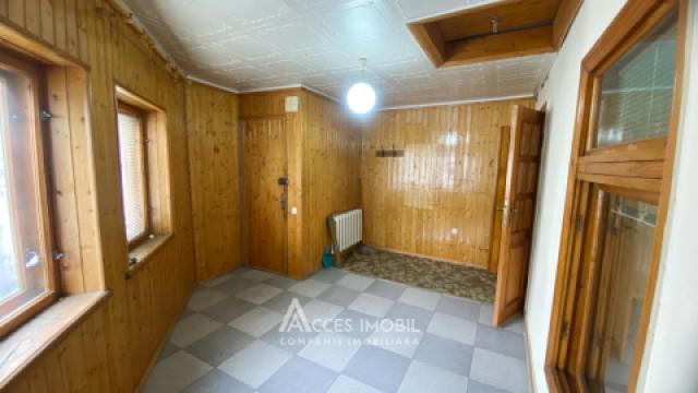 Centru, str. M. Kogălniceanu, 3 camere. De mijloc!: 1