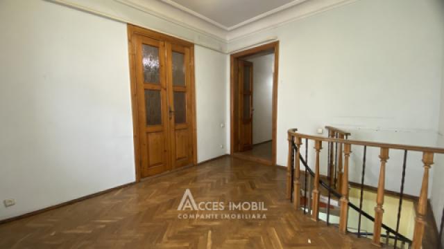 Centru, str. M. Kogălniceanu, 3 camere. De mijloc!: 8