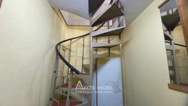 Centru, str. M. Kogălniceanu, 3 camere. De mijloc!: 10