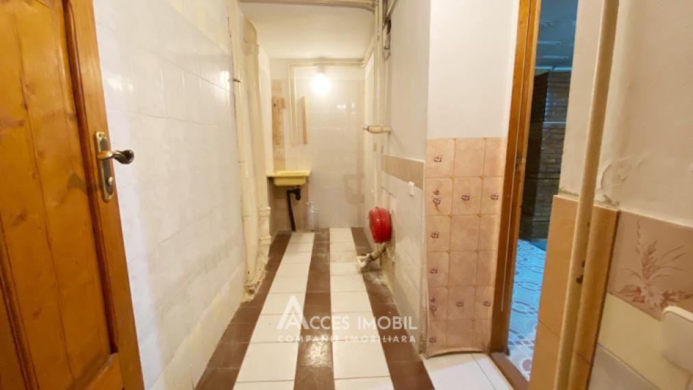 Centru, str. M. Kogălniceanu, 3 camere. De mijloc!: 19