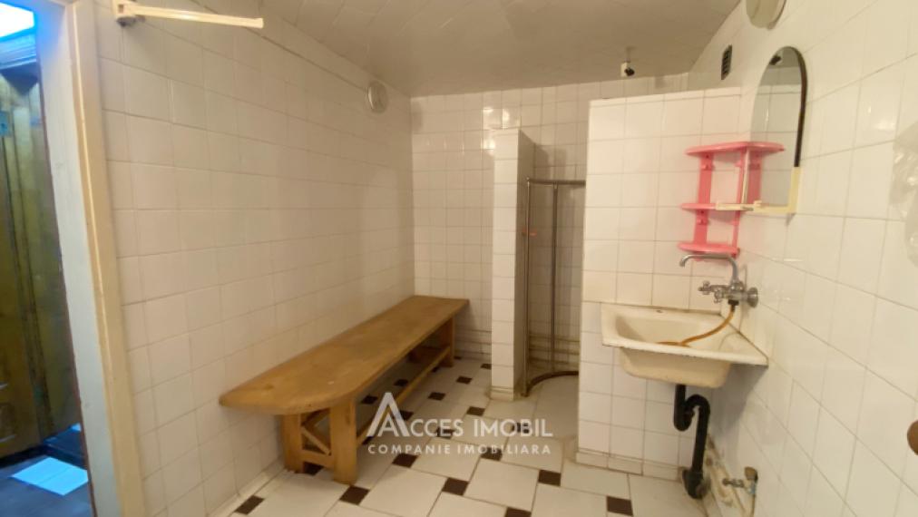 Centru, str. M. Kogălniceanu, 3 camere. De mijloc!: 22