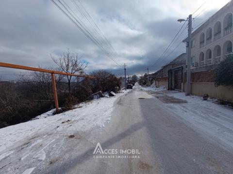 : Codru, str. Izvoarelor