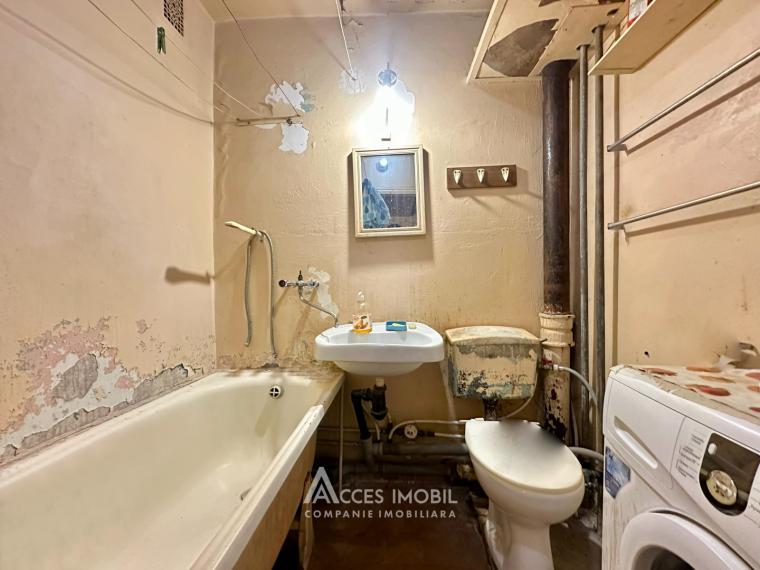 Florarii street 2, Rascani, 1 room. Middle position!  102 Series!: 5