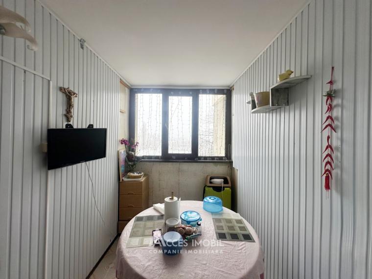 Sculeni, Calea Iesilor street, 3 rooms.: 5