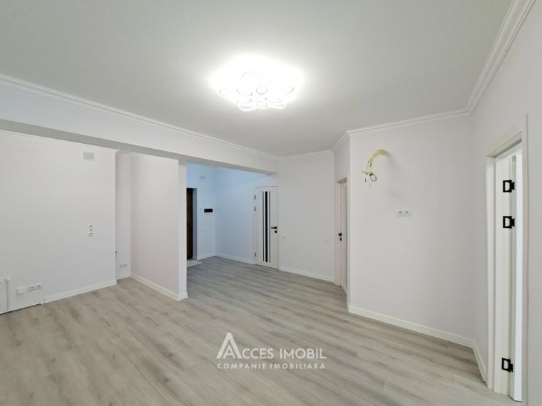 New Block! Center, Ivan Zaikin street, 2 rooms + living. Euro repair!: 5