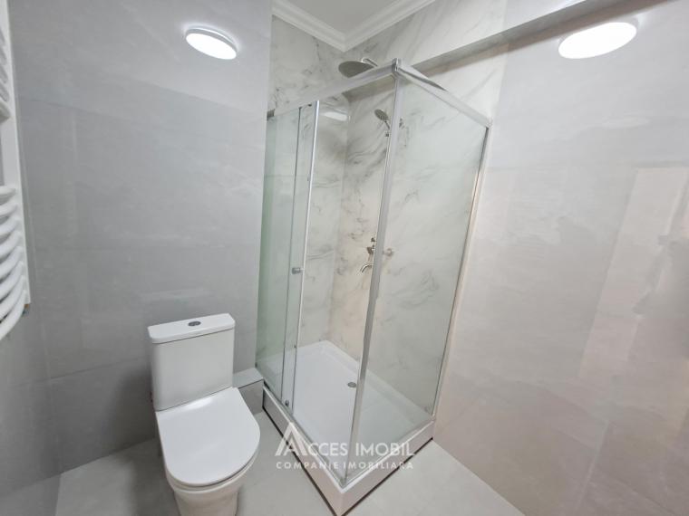 New Block! Center, Ivan Zaikin street, 2 rooms + living. Euro repair!: 8