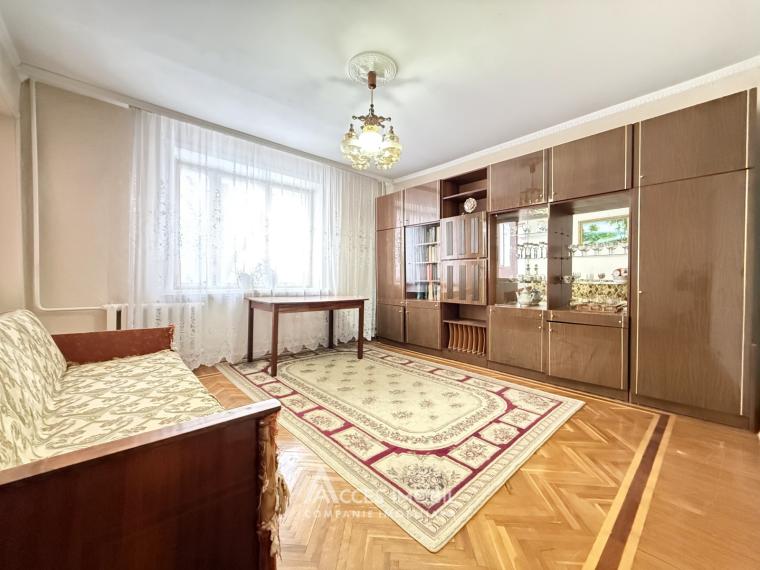 Botanica, Independentei street, 2 rooms.  Midle position!: 0