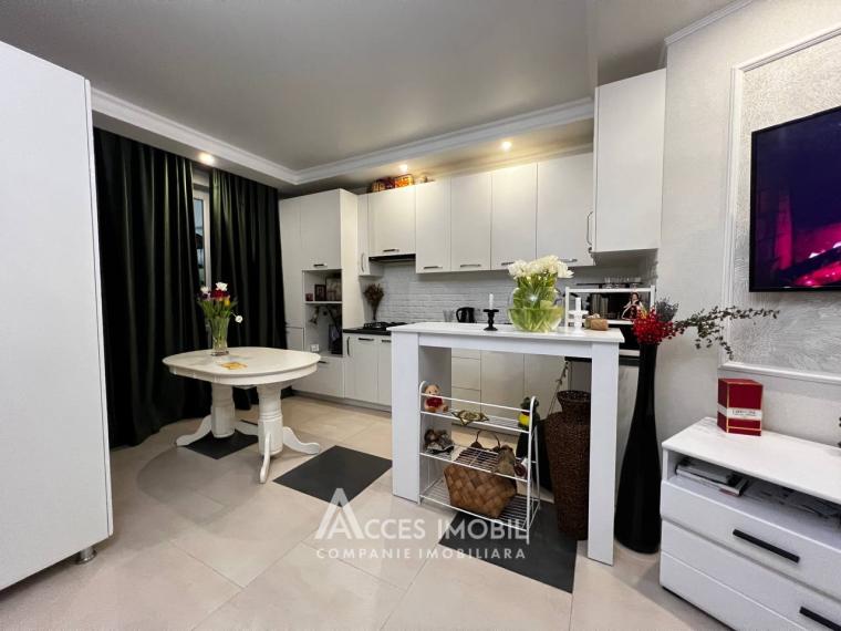 Horus! Rascani, Florilor street, 2 rooms + living. Euro Repair!: 2