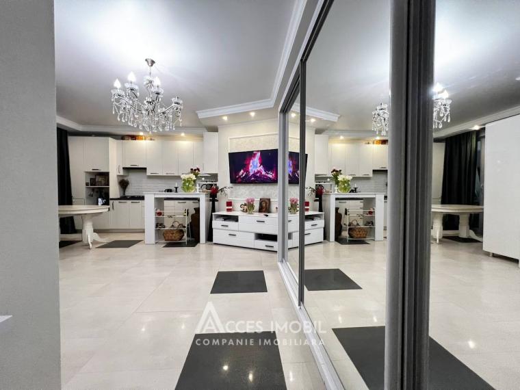 Horus! Rascani, Florilor street, 2 rooms + living. Euro Repair!: 3