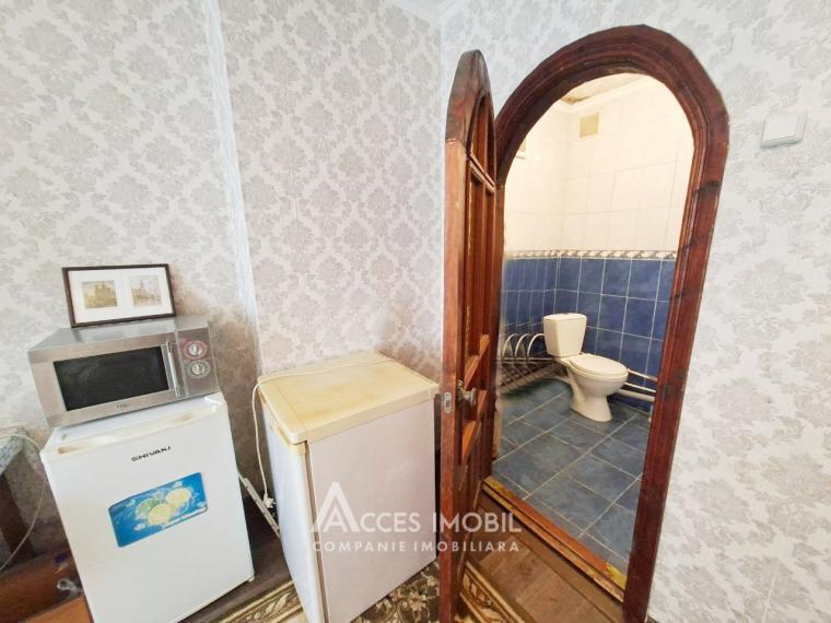 Botanica, Cuza Voda street, room! Middle position!: 2