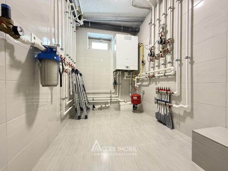 Chirie! Casă în 3 nivele! Centru, str. Anton Crihan, 300m2 + 6 ari. Reparație premium!: 28