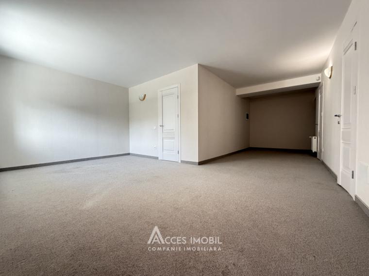 Chirie! Casă în 3 nivele! Centru, str. Anton Crihan, 300m2 + 6 ari. Reparație premium!: 16