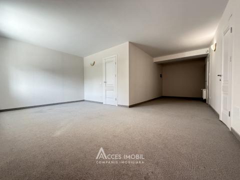 Chirie! Casă în 3 nivele! Centru, str. Anton Crihan, 300m2 + 6 ari. Reparație premium!: 16