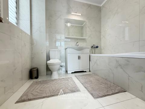 Chirie! Casă în 3 nivele! Centru, str. Anton Crihan, 300m2 + 6 ari. Reparație premium!: 24